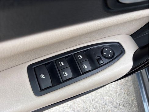 Used 2017 BMW 230i image 19