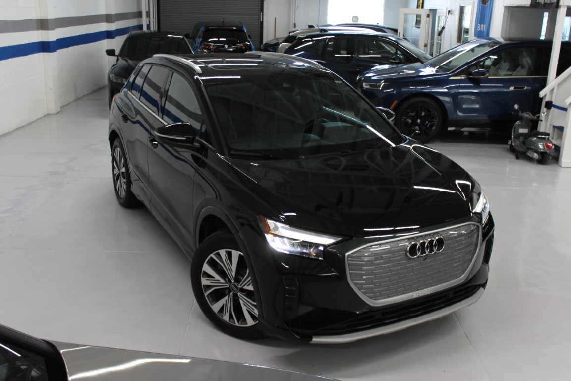 Used 2023 Audi Q4 e-tron Premium RWD image 13
