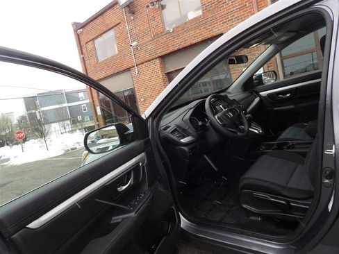 Used 2018 Honda CR-V LX image 10