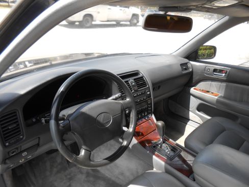 Used 1996 Lexus LS 400 image 15