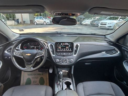 Used 2016 Chevrolet Malibu LT FWD image 21