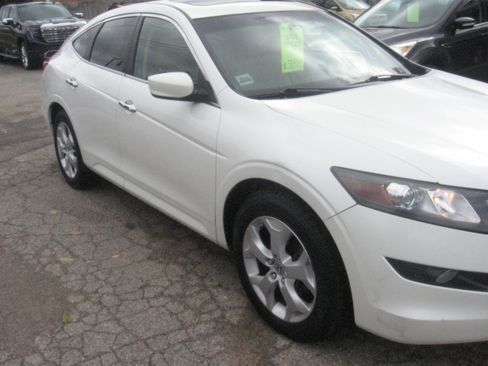 Used 2012 Honda Crosstour EX-L image 3