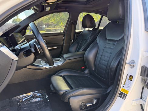 Used 2019 BMW 330i xDrive Sedan AWD/4WD image 9