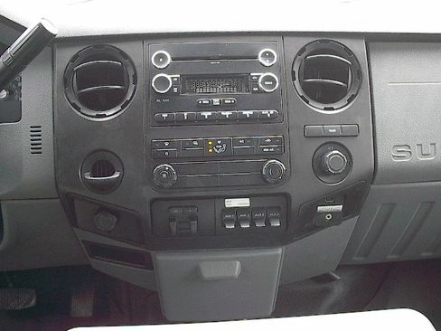 Used 2015 Ford F450 XL image 19