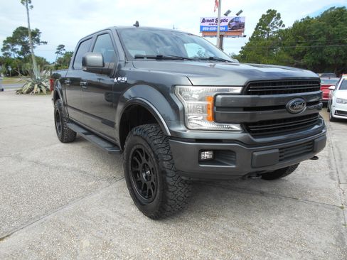 Used 2019 Ford F150 4x4 SuperCrew Lariat image 3