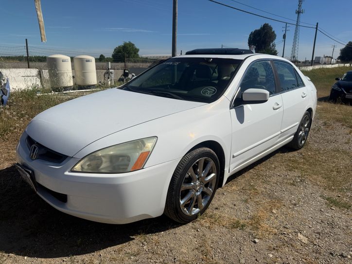 Used 2004 Honda Accord EX V6 Sedan image 3