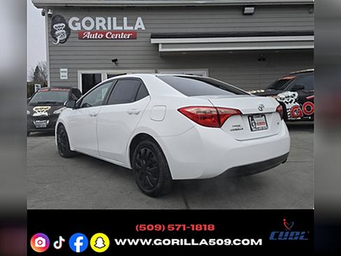 Used 2017 Toyota Corolla image 5