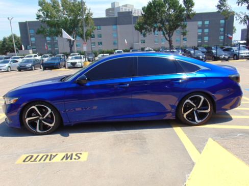 Used 2021 Honda Accord Sport image 5