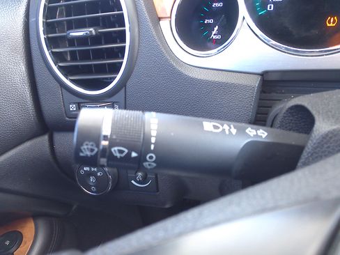 Used 2012 Buick Enclave Premium image 33