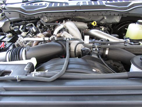 Used 2021 Ford F250 XL image 18