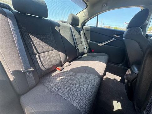 Used 2009 Pontiac G6 image 15