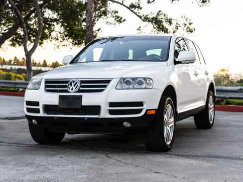 Used 2006 Volkswagen Touareg V10 TDI image 6