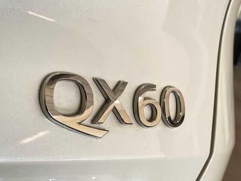 Used 2022 INFINITI QX60 Luxe AWD/4WD image 8