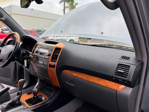 Used 2006 Lexus GX 470 image 30