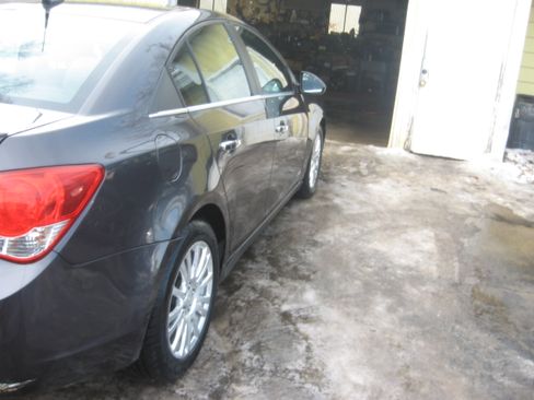 Used 2014 Chevrolet Cruze Eco image 4