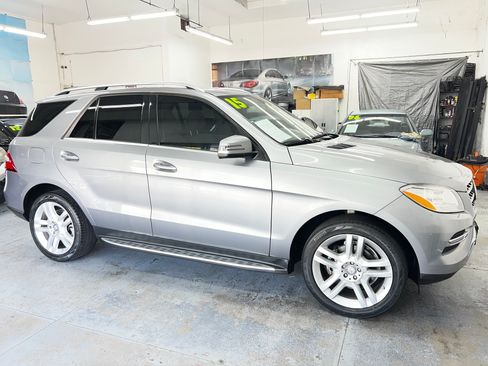 Used 2015 Mercedes-Benz ML 350 image 9