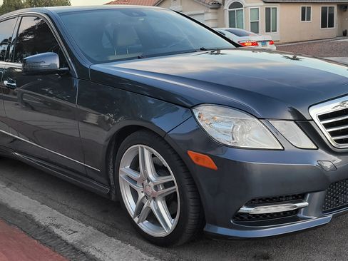 Used 2013 Mercedes-Benz E 350 Sport image 4