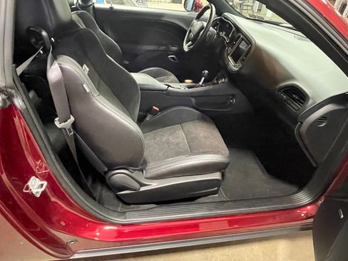 Used 2023 Dodge Challenger T/A image 25