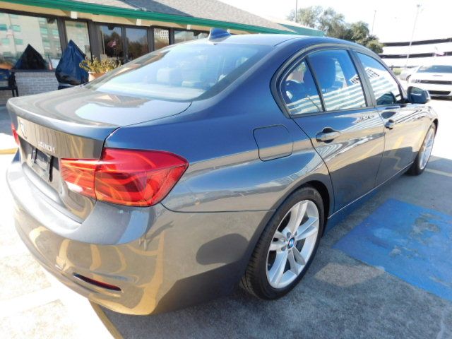 Used 2016 BMW 320i Sedan RWD image 8
