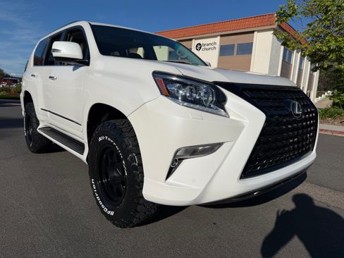 Used 2017 Lexus GX 460 Premium image 12