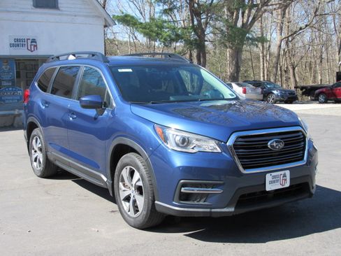 Used 2021 Subaru Ascent Premium image 11