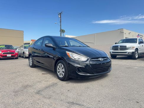 Used 2016 Hyundai Accent SE Sedan FWD image 11