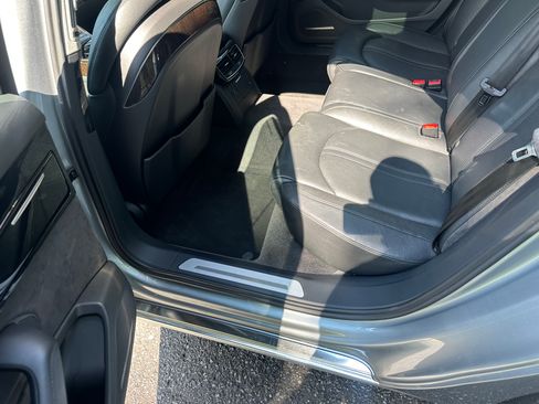 Used 2012 Audi A8 L 4.2 image 19