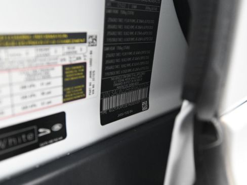 Used 2022 Land Rover Range Rover Sport SVR image 29