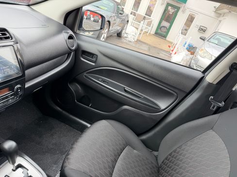 Used 2024 Mitsubishi Mirage ES image 9