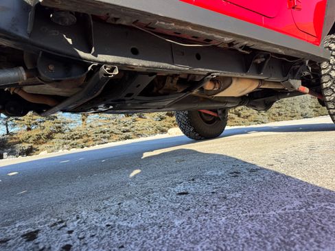 Used 2017 Jeep Wrangler Unlimited Sahara image 7