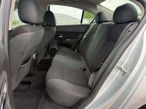 Used 2011 Chevrolet Cruze Eco FWD image 17