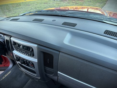 Used 2005 Dodge Ram SRT-10 SRT-10 image 30