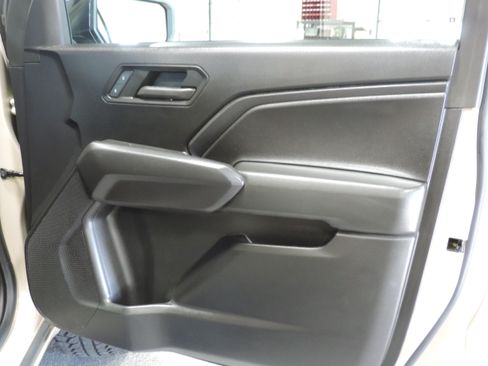 Used 2023 Chevrolet Colorado Trail Boss image 27