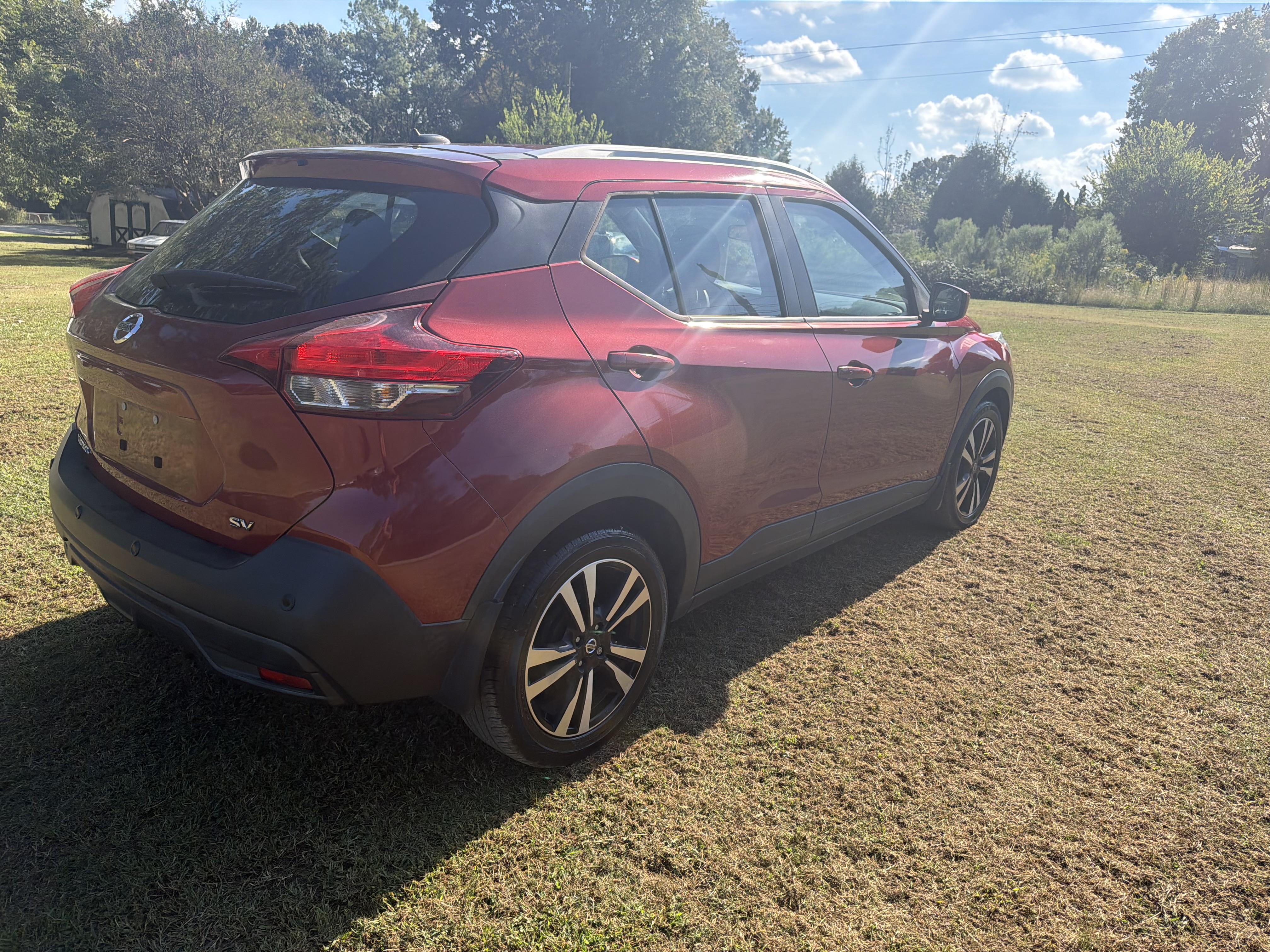 Used 2020 Nissan Kicks SV FWD image 27