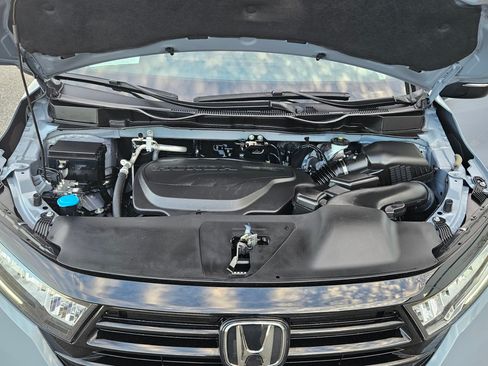 Used 2024 Honda Odyssey Sport image 20