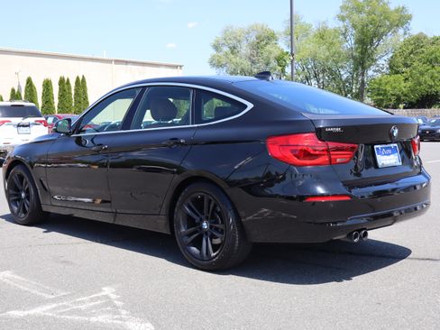 Used 2017 BMW 330i Gran Turismo xDrive w/ Driver Assist AWD/4WD image 6