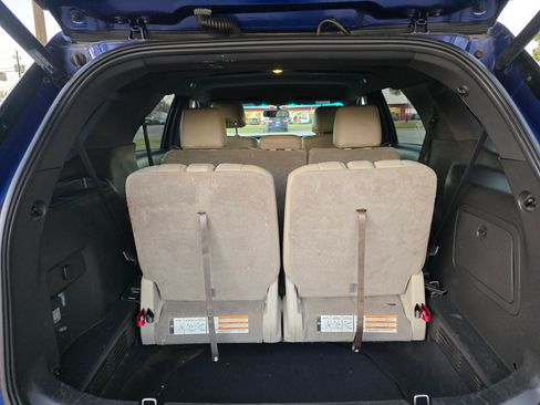 Used 2014 Ford Explorer 4WD XLT image 9
