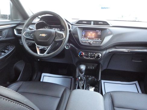 Used 2023 Chevrolet TrailBlazer ACTIV image 18