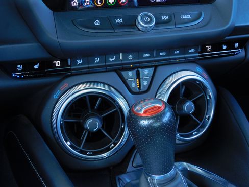Used 2022 Chevrolet Camaro SS Coupe w/ 2SS RWD image 8