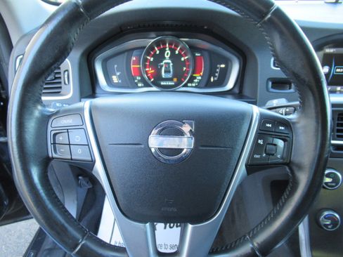 Used 2015 Volvo S60 T5 Premier Plus AWD image 12