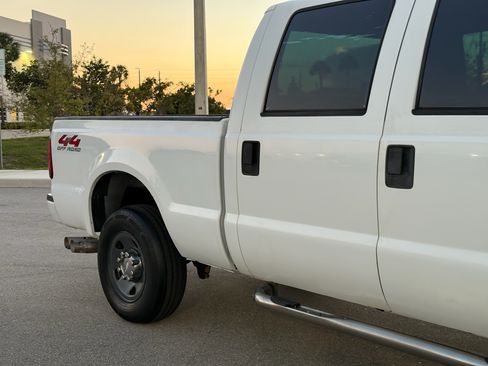 Used 2009 Ford F250 XL image 59