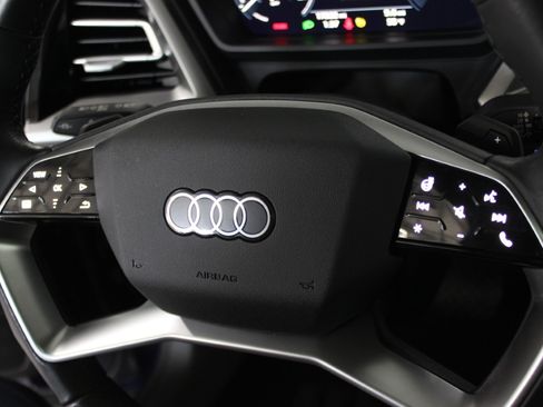 Used 2024 Audi Q4 e-tron quattro Premium Plus Sportback AWD/4WD image 25