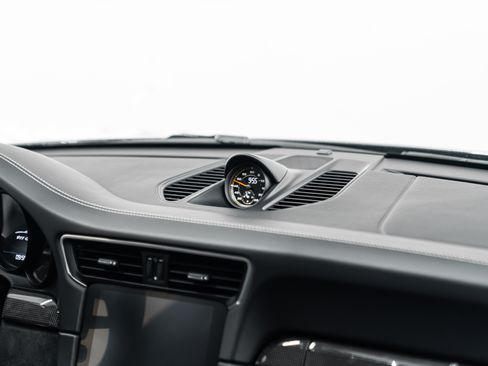 Used 2019 Porsche 911 GT3 RS Coupe RWD image 19