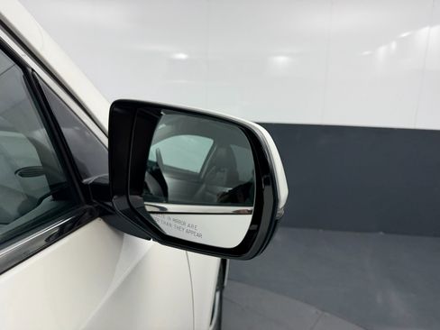 Used 2019 Acura MDX image 14