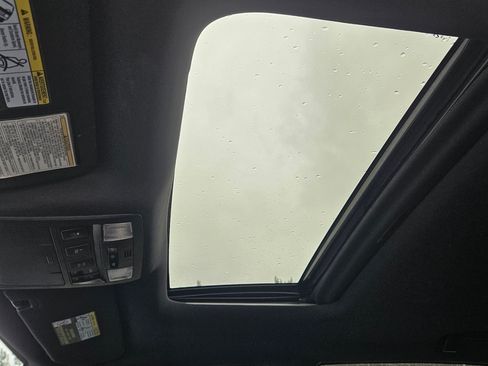 Used 2019 Toyota Tacoma image 12