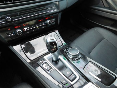 Used 2015 BMW 528i image 18