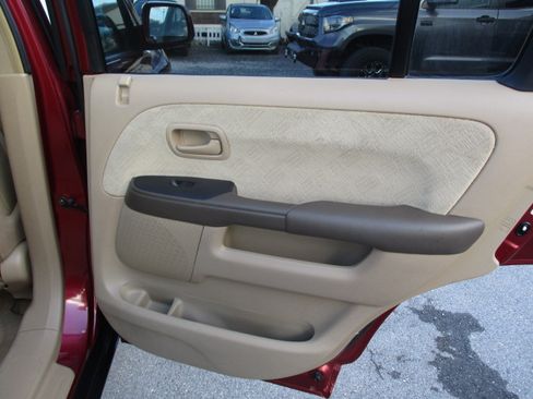 Used 2005 Honda CR-V EX image 22