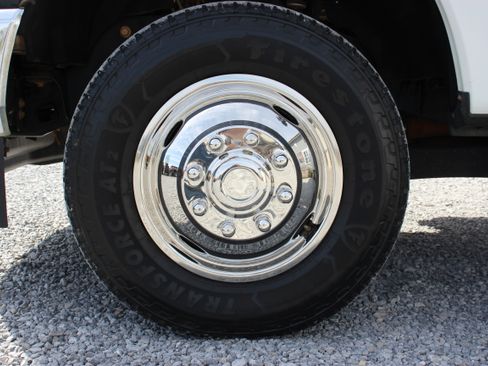 Used 2020 Ford F350 Super Duty XL image 14