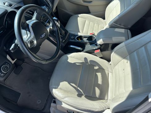 Used 2016 Ford Escape FWD Titanium image 5