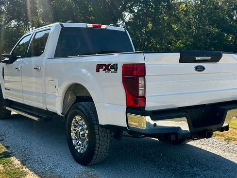 Used 2022 Ford F250 4x4 Crew Cab Super Duty image 9